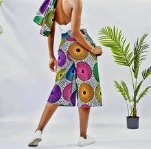 Load image into Gallery viewer, African Circle Print Women&#39;s Short
