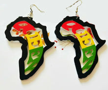 Load image into Gallery viewer, Map of Africa with Queen Wooden lettered earrings
