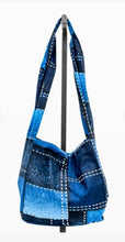 Load image into Gallery viewer, African Print Cross Bag
